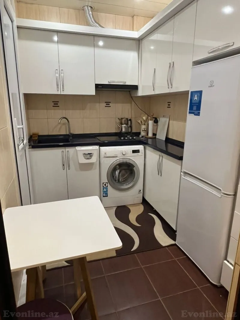 Kirayə verilir 2 otaqlı Mənzil Yeni tikili 50 m² 28 May m. - şəkil 7