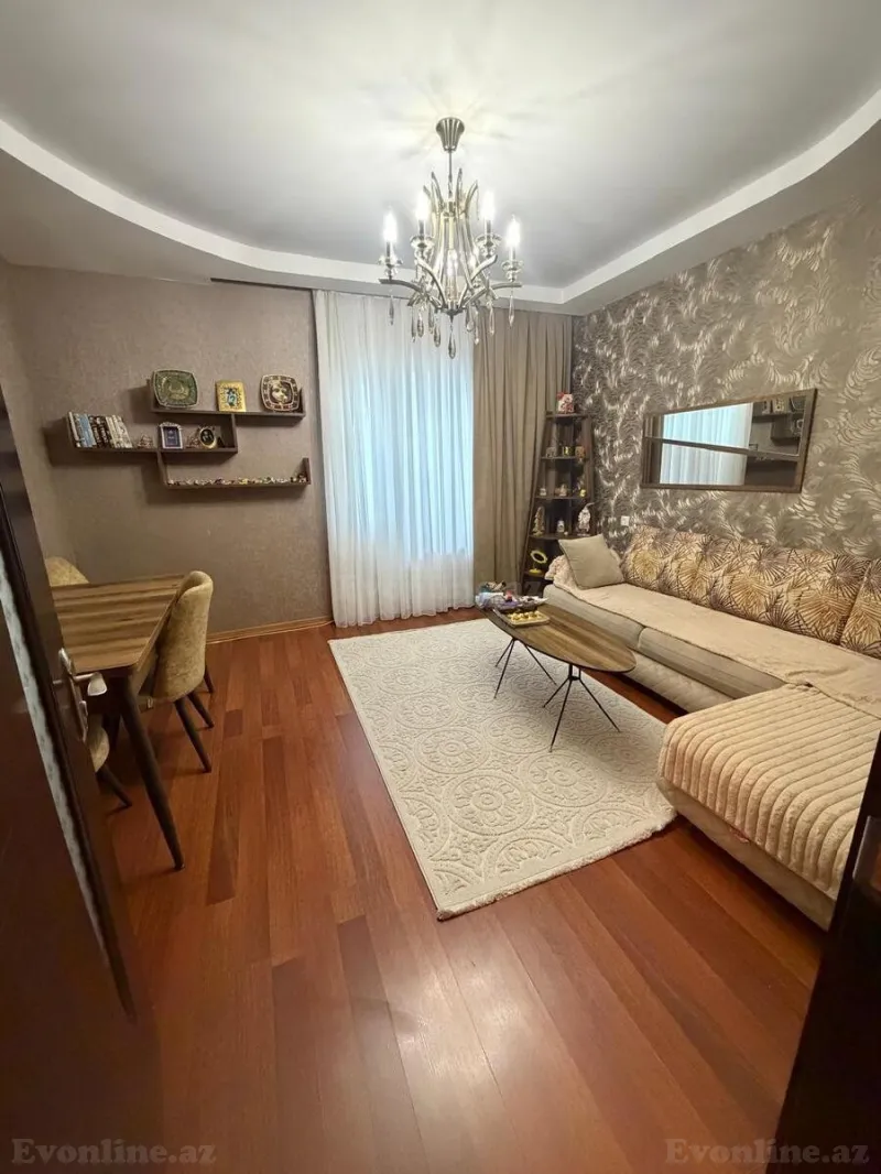 Satılır 2 otaqlı Mənzil Köhnə tikili 40 m² Əhmədli m.