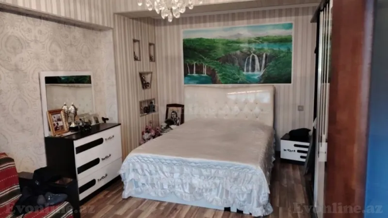 Satılır 4 otaqlı Mənzil Köhnə tikili 110 m² Yasamal - şəkil 3