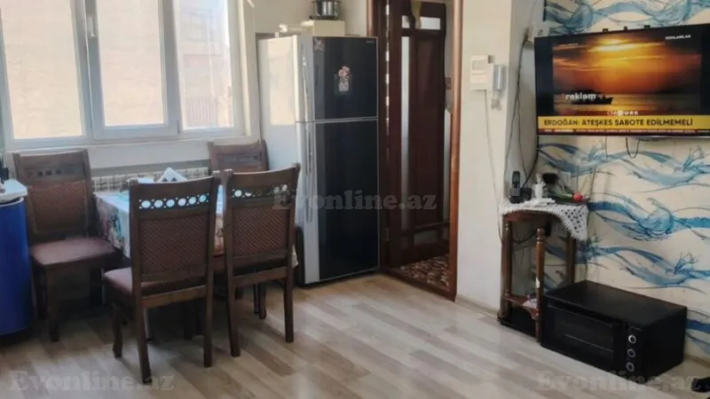 Satılır 4 otaqlı Mənzil Köhnə tikili 110 m² Yasamal - şəkil 5