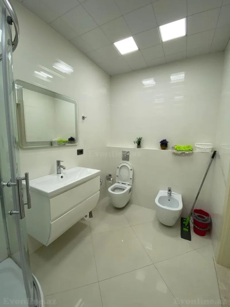 Satılır 3 otaqlı Mənzil Yeni tikili 145 m² 8 Noyabr m. - şəkil 17