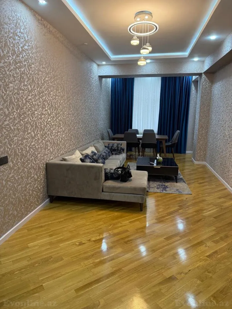 Satılır 3 otaqlı Mənzil Yeni tikili 94 m² Qara Qarayev m.