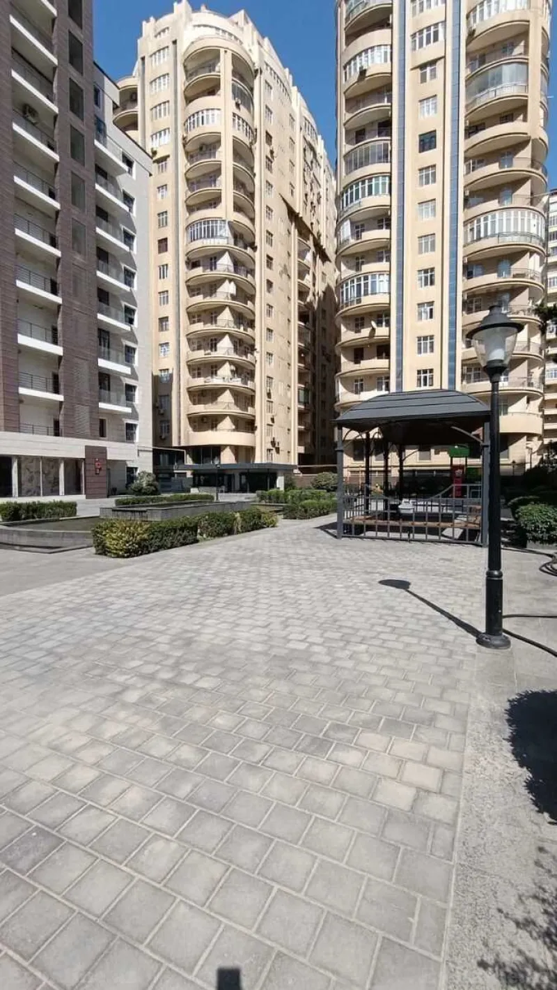 Satılır 3 otaqlı Mənzil Yeni tikili 140.6 m² Xətai m. - şəkil 3