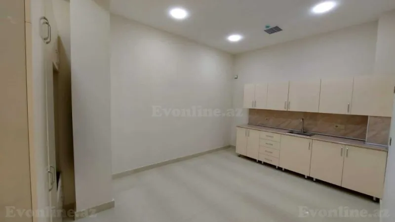 Kirayə verilir Ofis 170 m² 8 Noyabr m. - şəkil 3