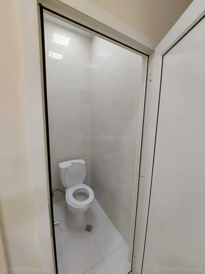 Kirayə verilir Ofis 170 m² 8 Noyabr m. - şəkil 12