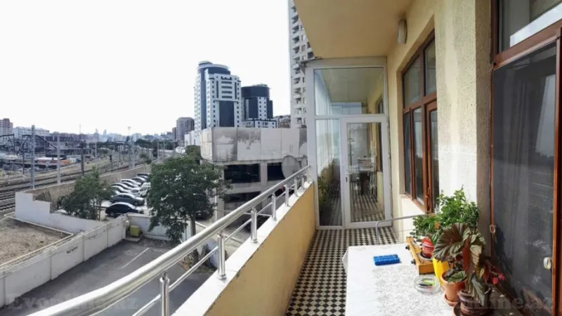 Satılır 4 otaqlı Mənzil Yeni tikili 146 m² Nəsimi r. - şəkil 5