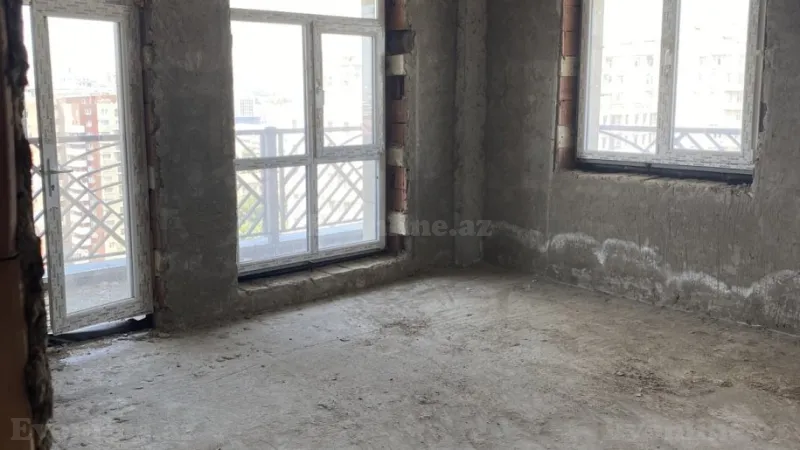 Satılır 4 otaqlı Mənzil Yeni tikili 200 m² Elmlər Akademiyası m. - şəkil 6