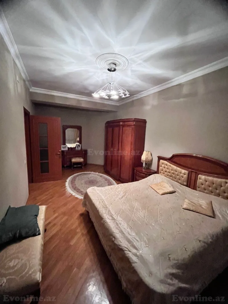 Satılır 4 otaqlı Mənzil Yeni tikili 191.4 m² Nərimanov r. - şəkil 4