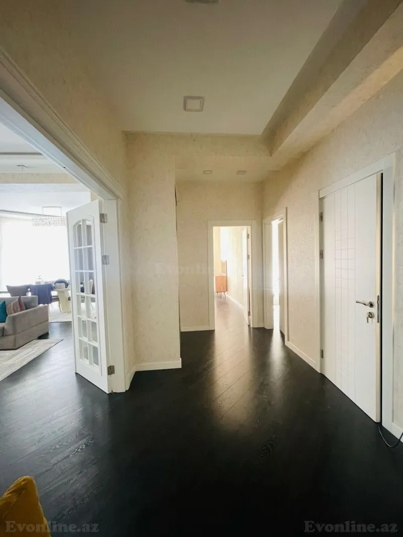 Kirayə verilir 3 otaqlı Mənzil Yeni tikili 155 m² Xətai r. - şəkil 16