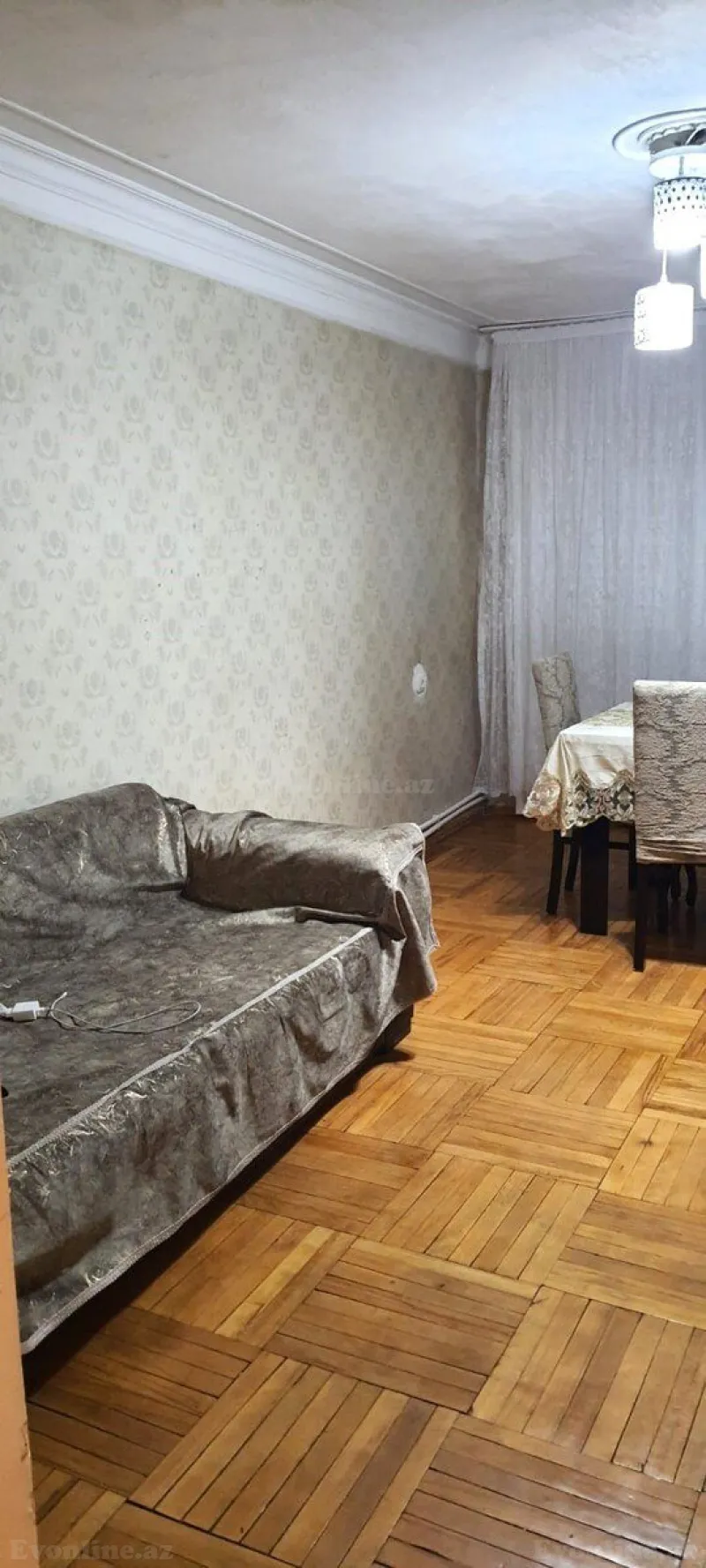 Satılır 2 otaqlı Mənzil Köhnə tikili 70 m² Gənclik m. - şəkil 3