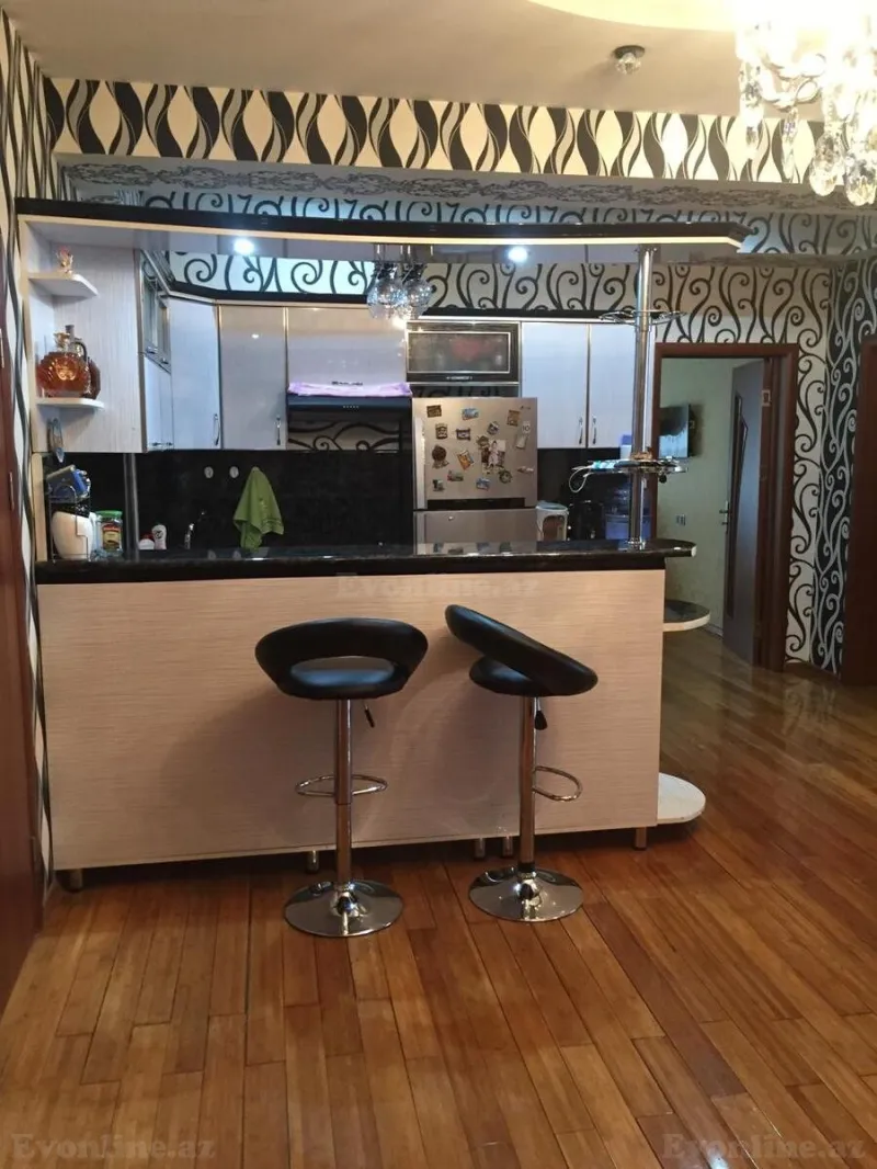 Satılır 2 otaqlı Mənzil Yeni tikili 109 m² 8-ci kilometr - şəkil 2