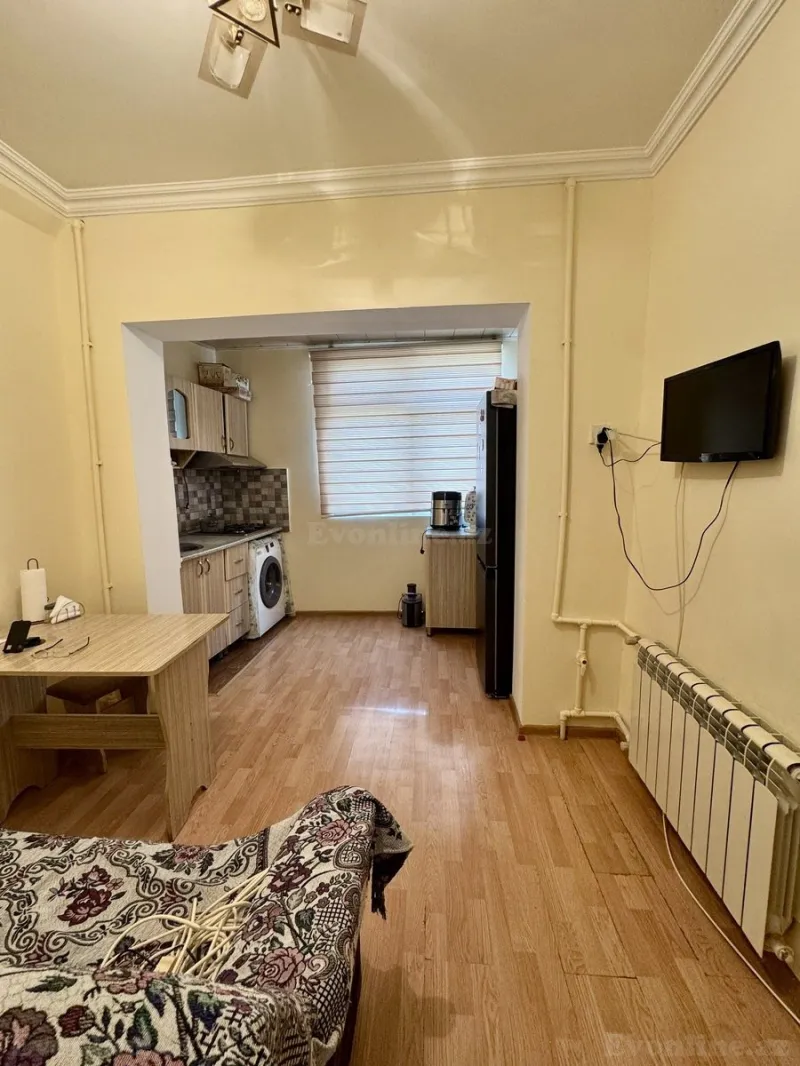 Satılır 2 otaqlı Mənzil Köhnə tikili 45 m² Yeni Yasamal - şəkil 10