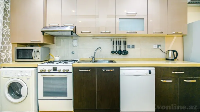 Kirayə verilir 3 otaqlı Mənzil Yeni tikili 100 m² 28 May m. - şəkil 19