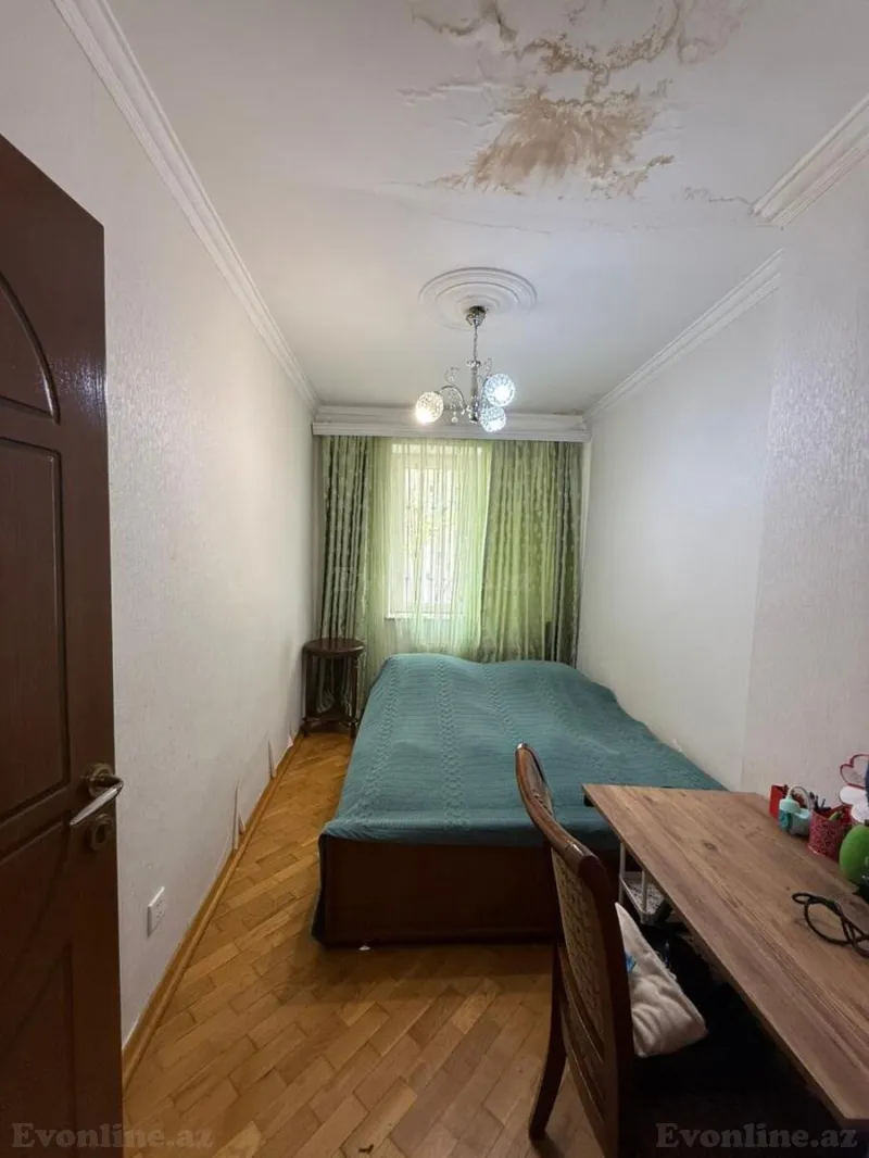 Satılır 3 otaqlı Mənzil Köhnə tikili 95 m² 8 Noyabr m. - şəkil 4