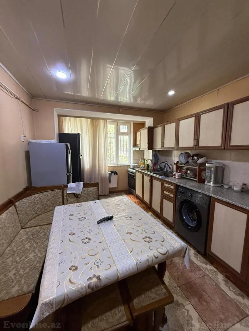 Satılır 3 otaqlı Mənzil Köhnə tikili 95 m² 8 Noyabr m. - şəkil 6