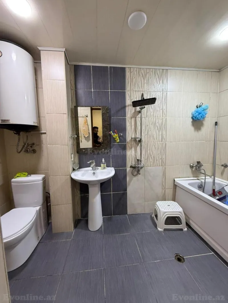 Satılır 3 otaqlı Mənzil Köhnə tikili 95 m² 8 Noyabr m. - şəkil 11