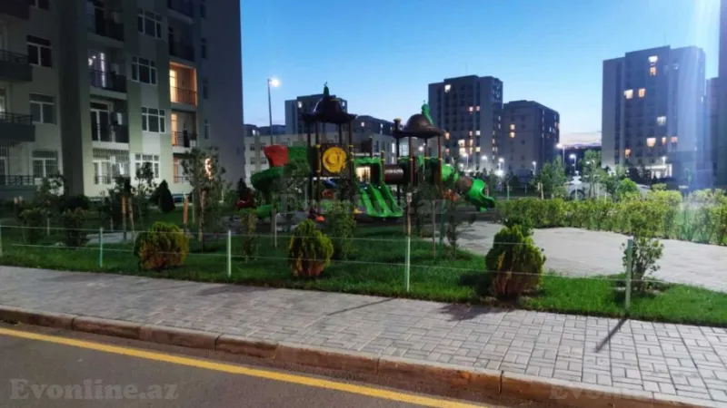 Satılır 4 otaqlı Mənzil Yeni tikili 120 m² Yasamal r.