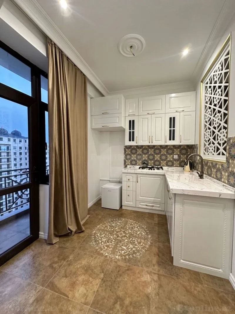 Satılır 2 otaqlı Mənzil Yeni tikili 70 m² Nərimanov r. - şəkil 4