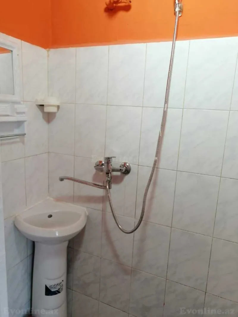 Kirayə verilir 1 otaqlı Mənzil Köhnə tikili 30 m² Elmlər Akademiyası m. - şəkil 5