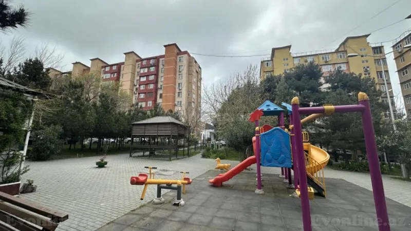 Satılır 4 otaqlı Mənzil Köhnə tikili 110 m² Xalqlar Dostluğu m. - şəkil 3