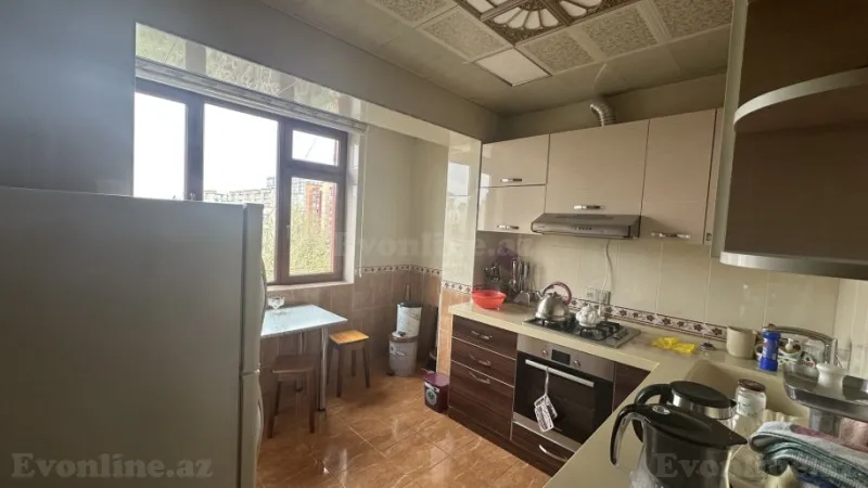 Satılır 4 otaqlı Mənzil Köhnə tikili 110 m² Xalqlar Dostluğu m. - şəkil 19