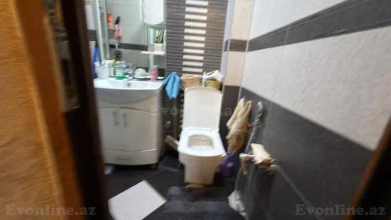 Satılır 2 otaqlı Mənzil Köhnə tikili 60 m² Elmlər Akademiyası m. - şəkil 13