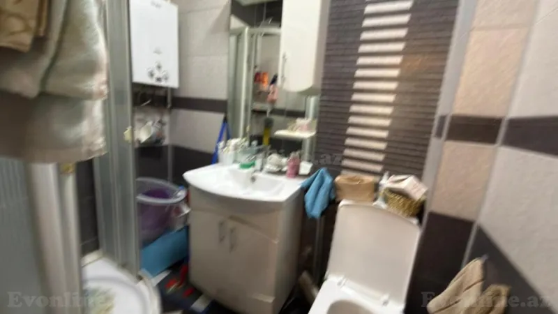 Satılır 2 otaqlı Mənzil Köhnə tikili 60 m² Elmlər Akademiyası m. - şəkil 15