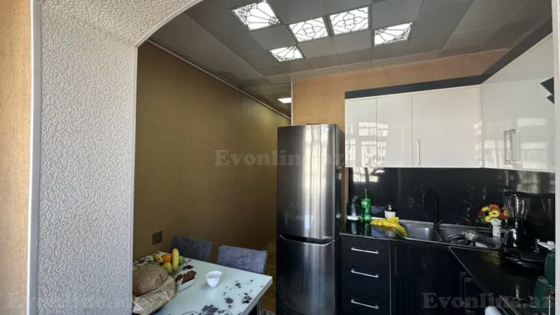 Satılır 2 otaqlı Mənzil Köhnə tikili 65 m² Xalqlar Dostluğu m. - şəkil 8