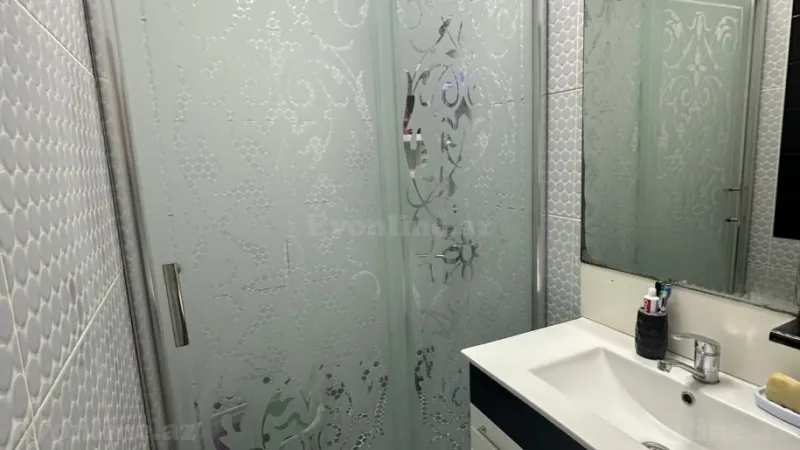 Satılır 2 otaqlı Mənzil Köhnə tikili 65 m² Xalqlar Dostluğu m. - şəkil 11