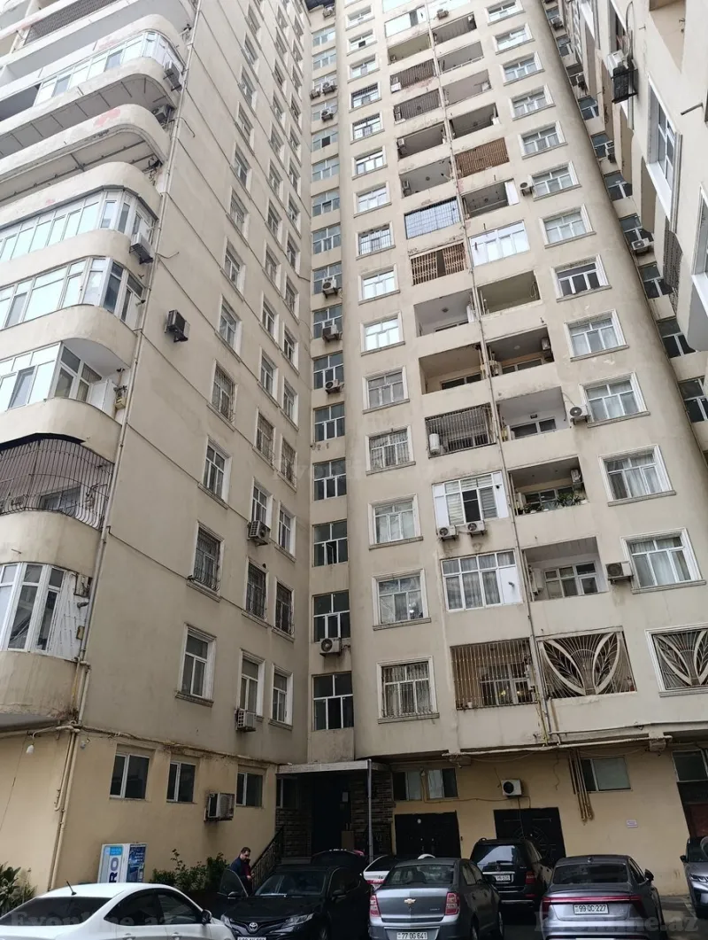 Satılır 3 otaqlı Mənzil Yeni tikili 118 m² Yasamal