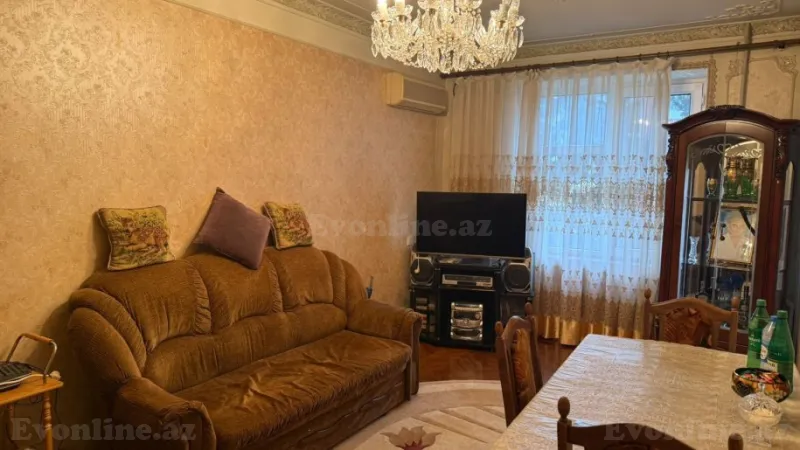 Satılır 3 otaqlı Mənzil Köhnə tikili 90 m² 9-cu mikrorayon