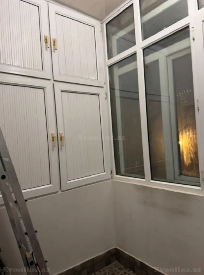 Kirayə verilir 2 otaqlı Mənzil Köhnə tikili 70 m² Nəsimi r. - şəkil 8