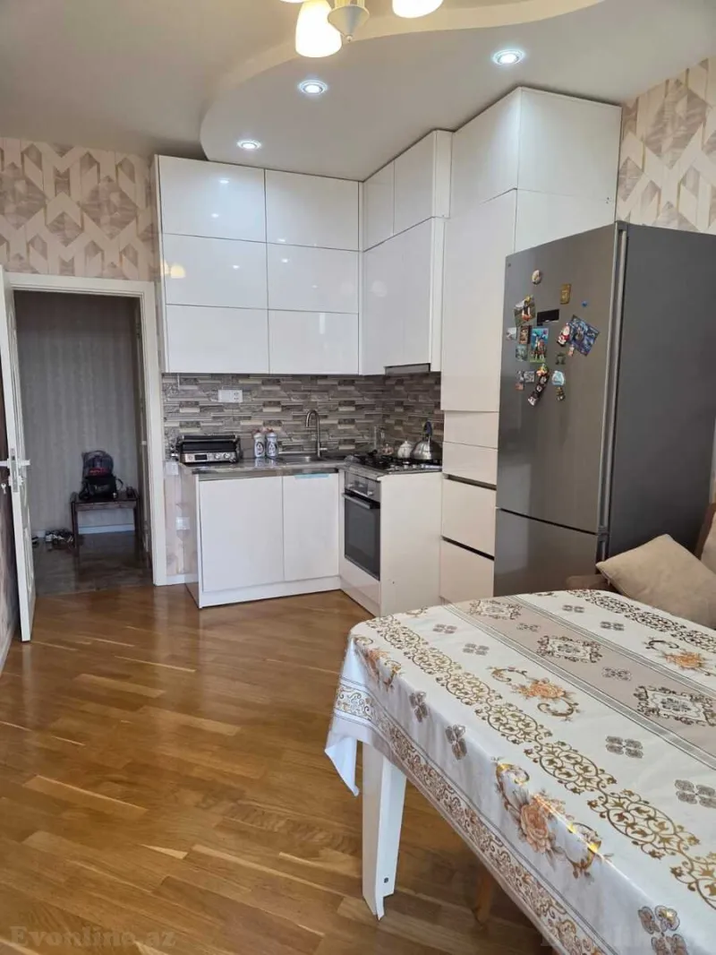 Satılır 2 otaqlı Mənzil Yeni tikili 62 m² Neftçilər m. - şəkil 6