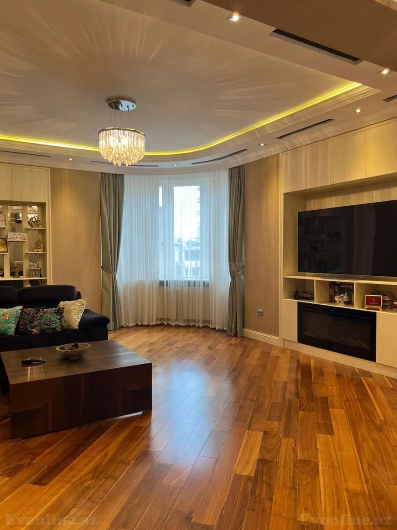 Satılır 4 otaqlı Mənzil Yeni tikili 214 m² Nəsimi r. - şəkil 3