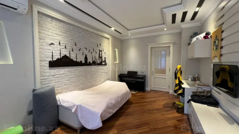 Satılır 4 otaqlı Mənzil Yeni tikili 214 m² Nəsimi r. - şəkil 14