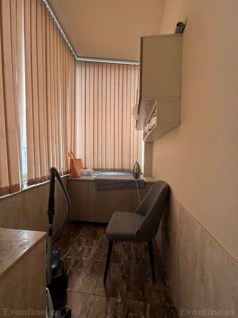 Satılır 4 otaqlı Mənzil Yeni tikili 214 m² Nəsimi r. - şəkil 27