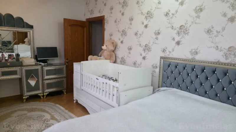 Satılır 3 otaqlı Mənzil Yeni tikili 135 m² Qara Qarayev m. - şəkil 4