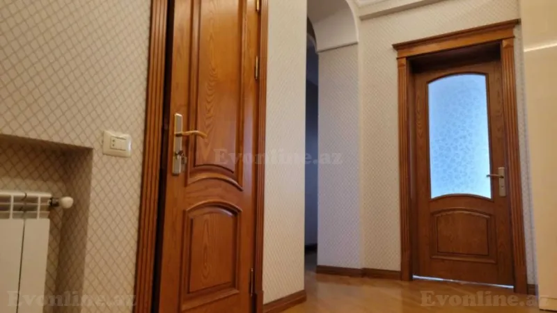 Satılır 3 otaqlı Mənzil Yeni tikili 135 m² Qara Qarayev m. - şəkil 10