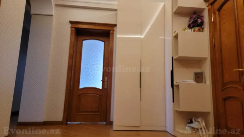 Satılır 3 otaqlı Mənzil Yeni tikili 135 m² Qara Qarayev m. - şəkil 11