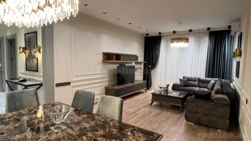 Kirayə verilir 2 otaqlı Mənzil Yeni tikili 100 m² 8 Noyabr m.