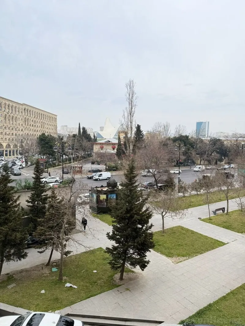 Satılır Obyekt 630 m² Nəsimi r. - şəkil 5