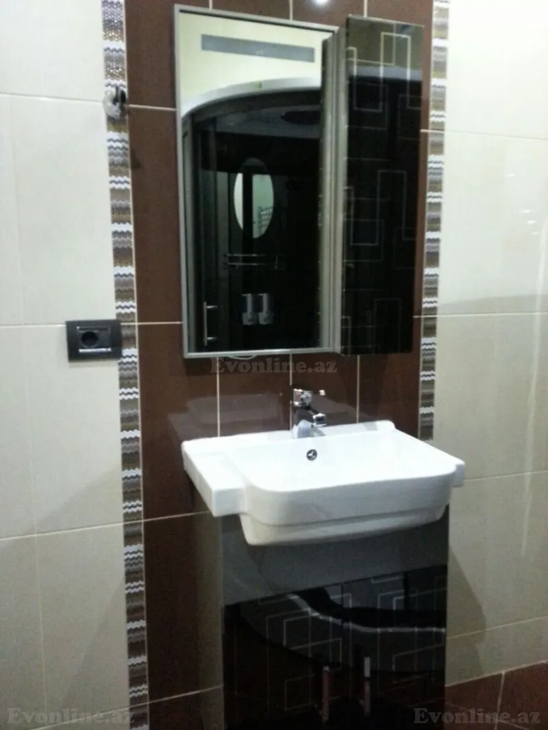 Satılır 3 otaqlı Mənzil Yeni tikili 174 m² Nizami m. - şəkil 19