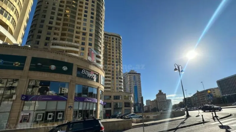 Satılır 3 otaqlı Mənzil Yeni tikili 174 m² Nizami m. - şəkil 23