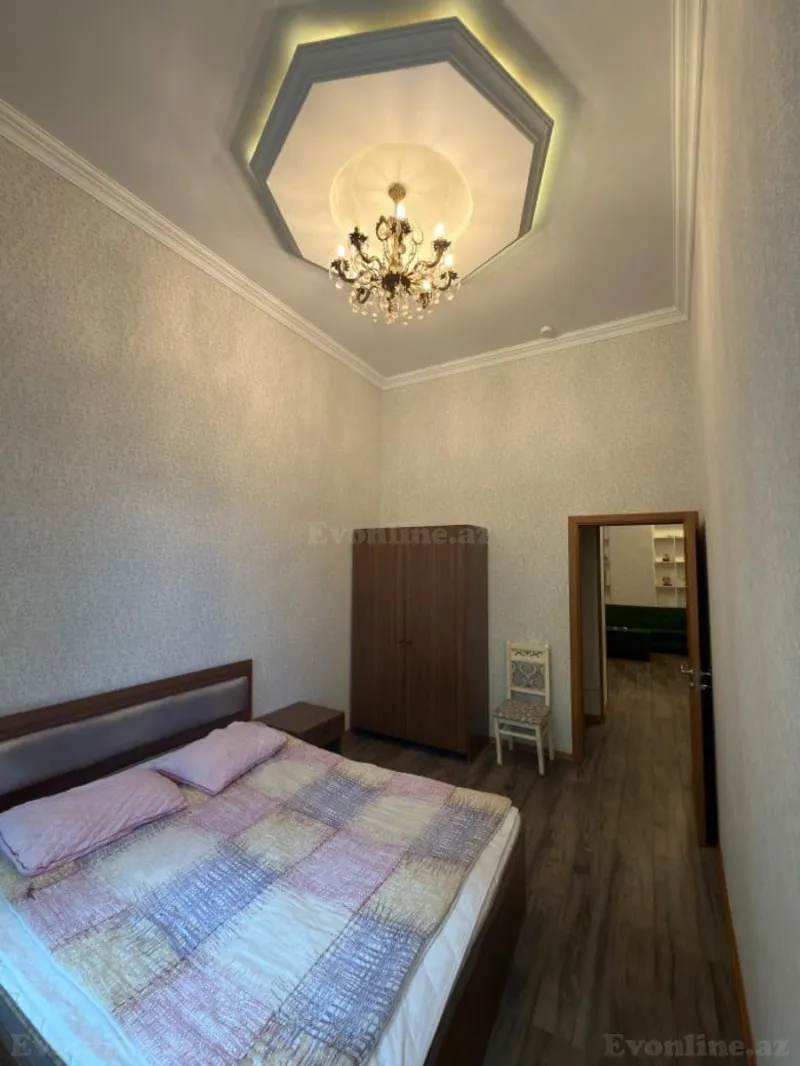 Satılır 3 otaqlı Mənzil Köhnə tikili 110 m² Sahil m. - şəkil 9