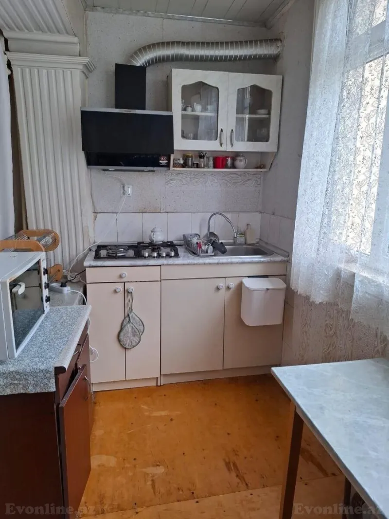 Satılır 3 otaqlı Mənzil Köhnə tikili 110 m² Sahil m. - şəkil 14