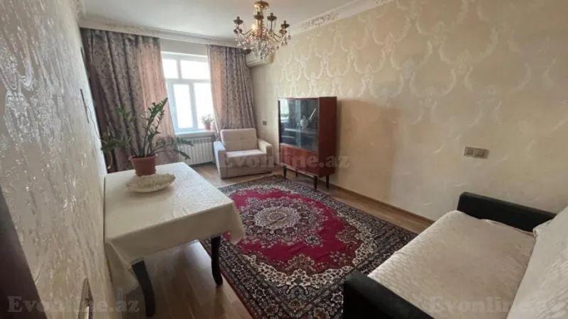 Satılır 3 otaqlı Mənzil Köhnə tikili 90 m² Xətai r.