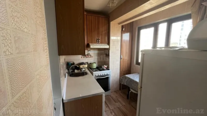 Satılır 3 otaqlı Mənzil Köhnə tikili 90 m² Xətai r. - şəkil 6