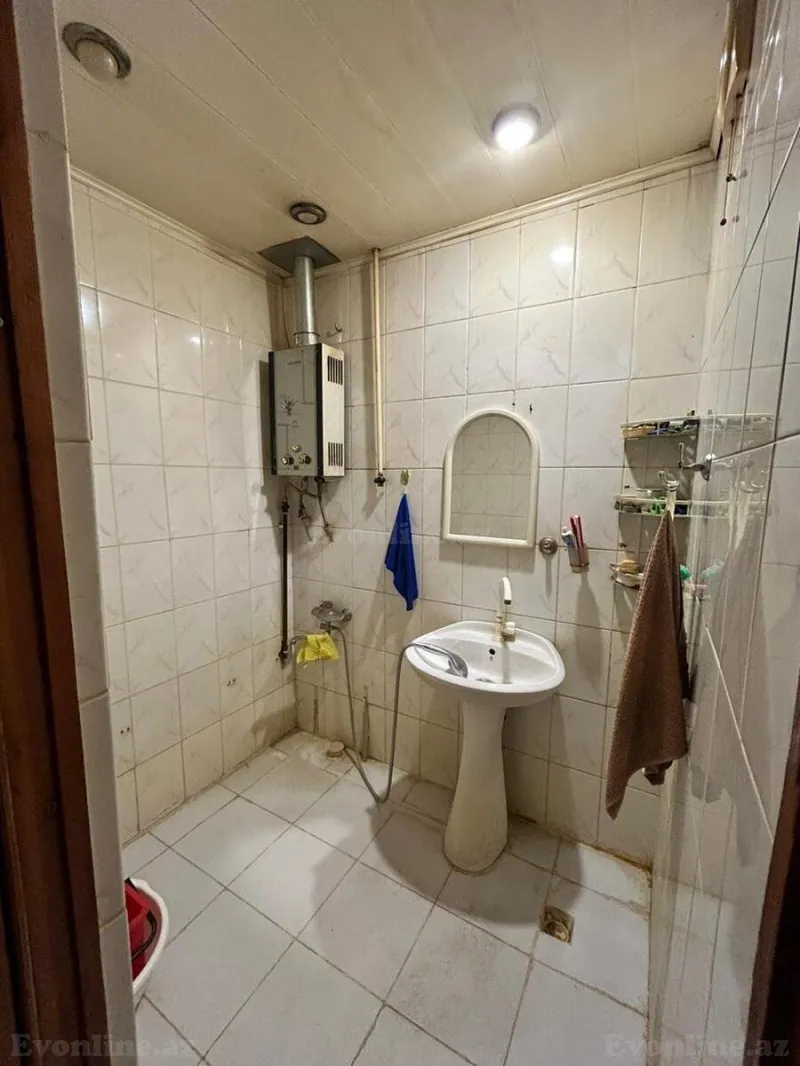 Satılır 2 otaqlı Mənzil Köhnə tikili 68 m² Abşeron r. - şəkil 11