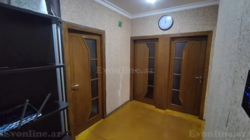 Satılır 3 otaqlı Mənzil Köhnə tikili 70 m² Əhmədli