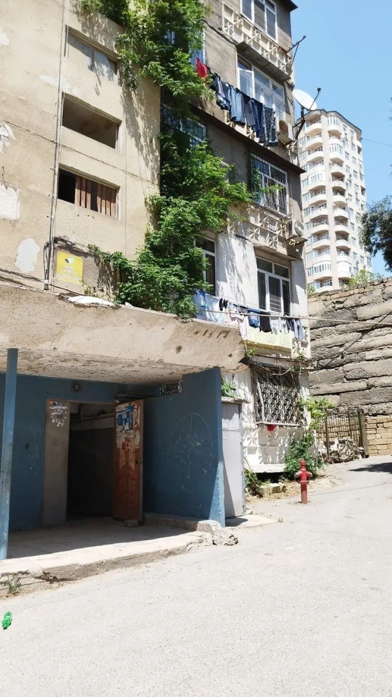Satılır 3 otaqlı Mənzil Köhnə tikili 70 m² Əhmədli - şəkil 14
